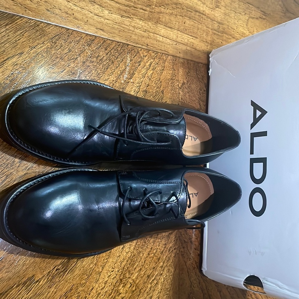 Aldo men dressing shoes size 9